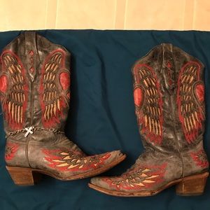 Corral ,wing/heart , boots